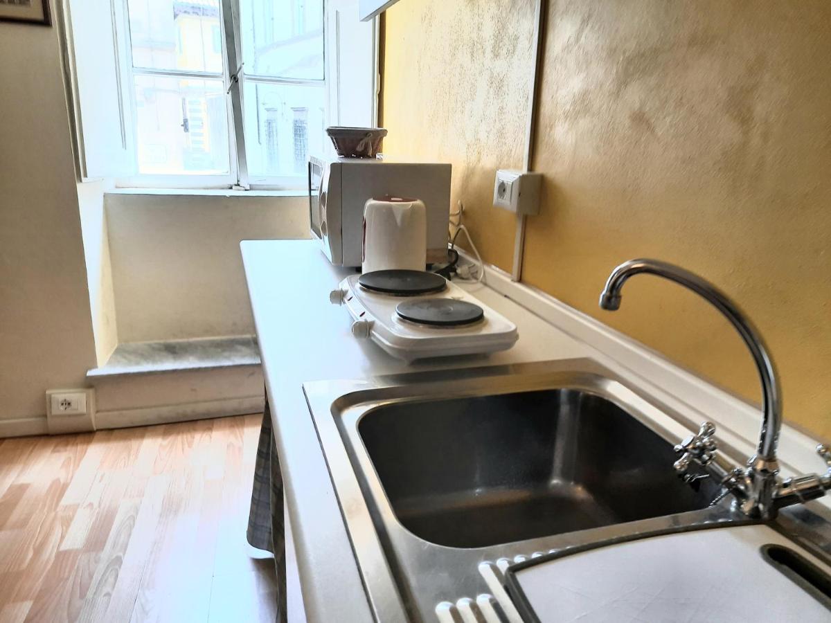Studio In Centre Apartment Lucca Exterior foto